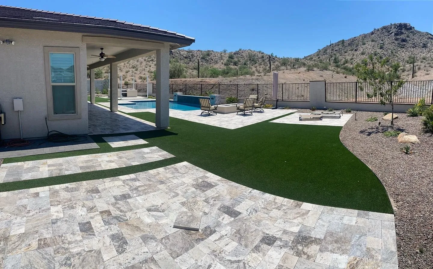 turf and pavers backyard in Jacksonville, FL